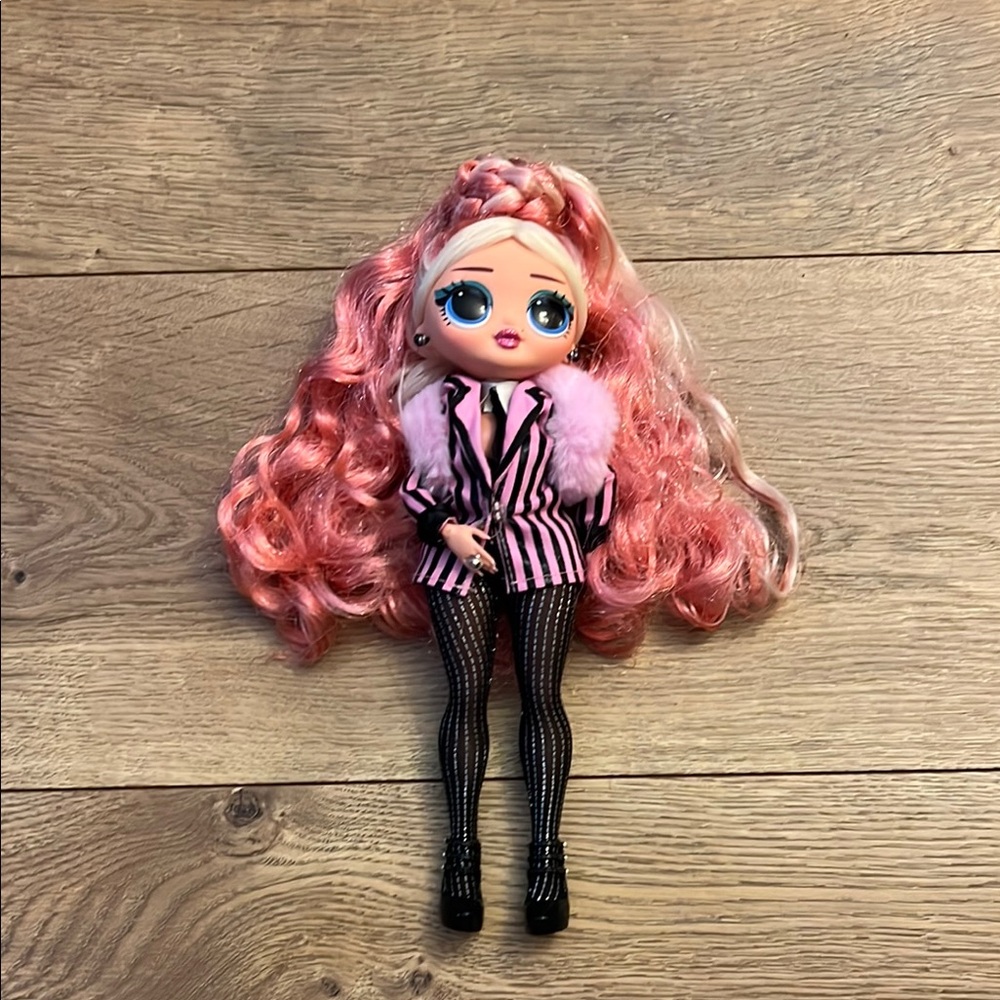 OMG Winter Chill “Big Wig”